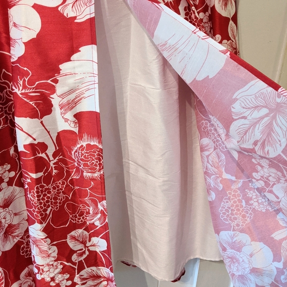 Red & white tropical/floral print sleeveless dress - Picture 4 of 12